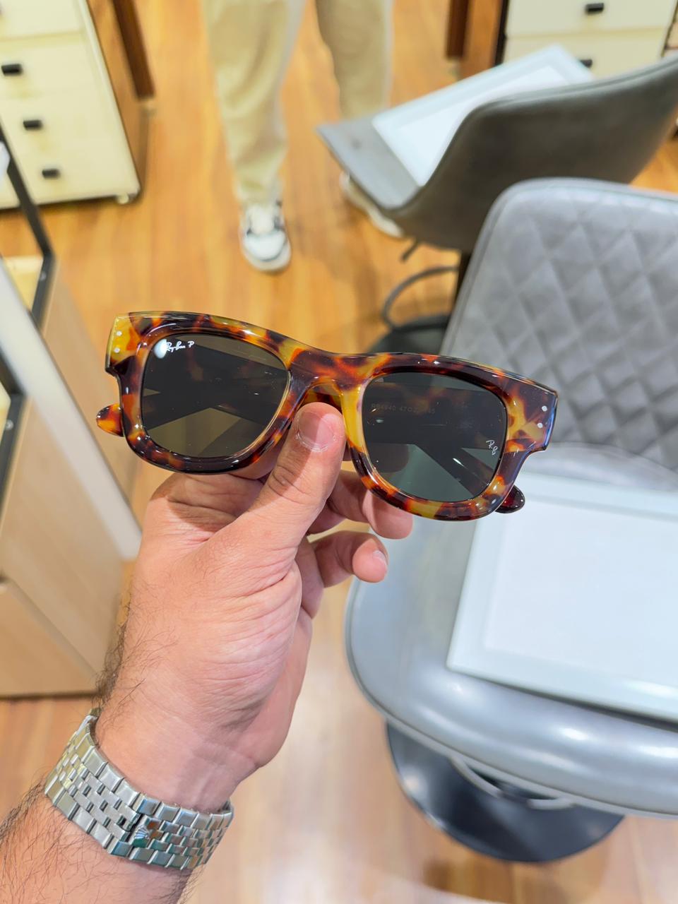 rayban puffer tiger green