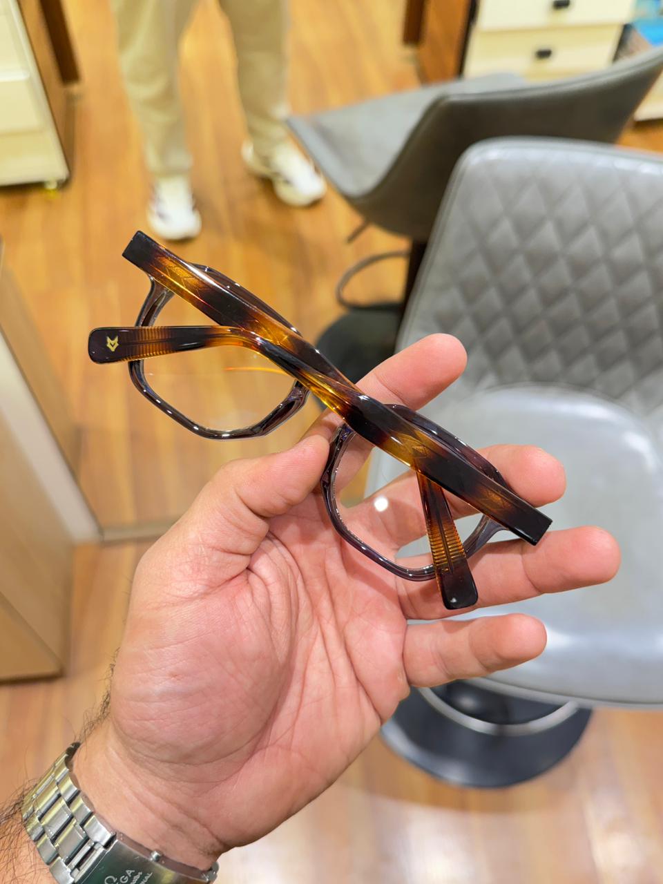 mairo 137 grey tiger plano