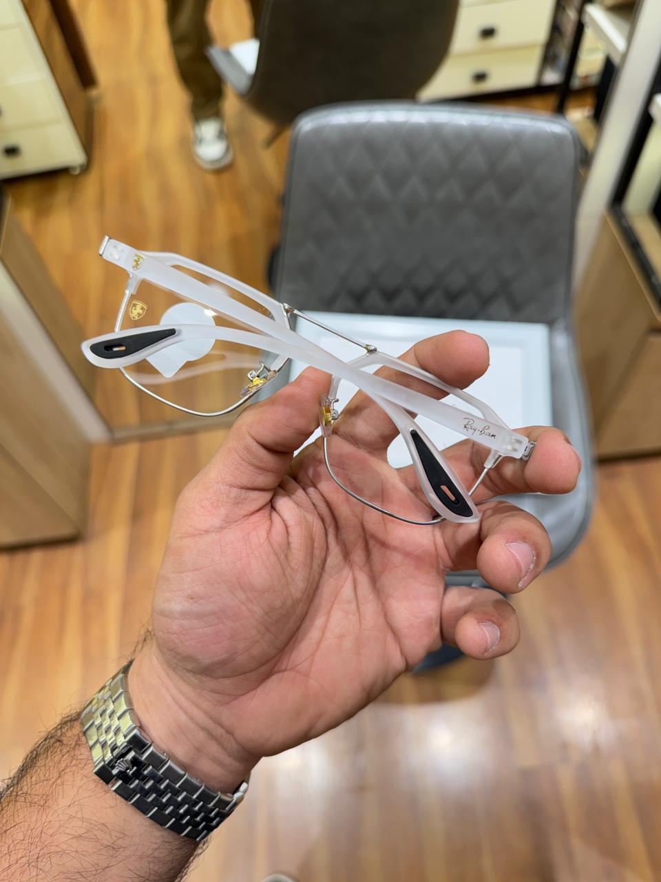 RAY_BAN 04 white plano