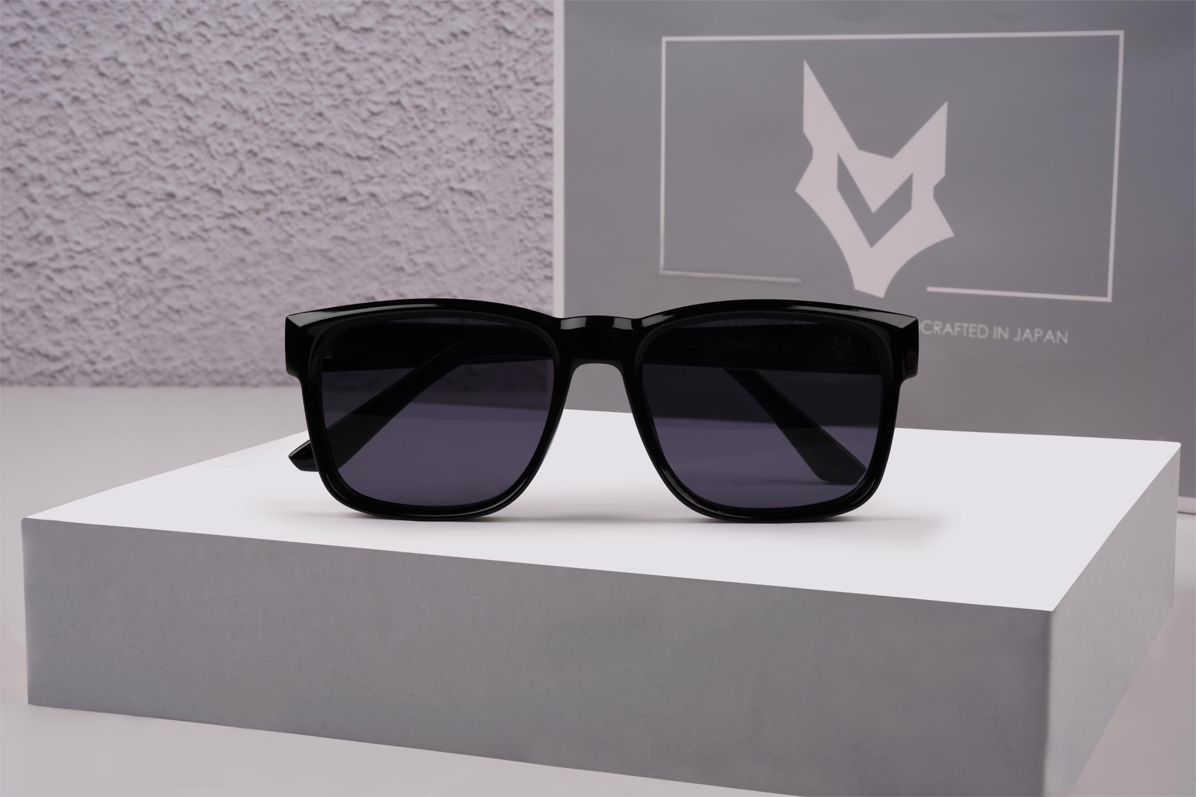 Merrit Bee-3207 C1 UV-400 Sunglasses