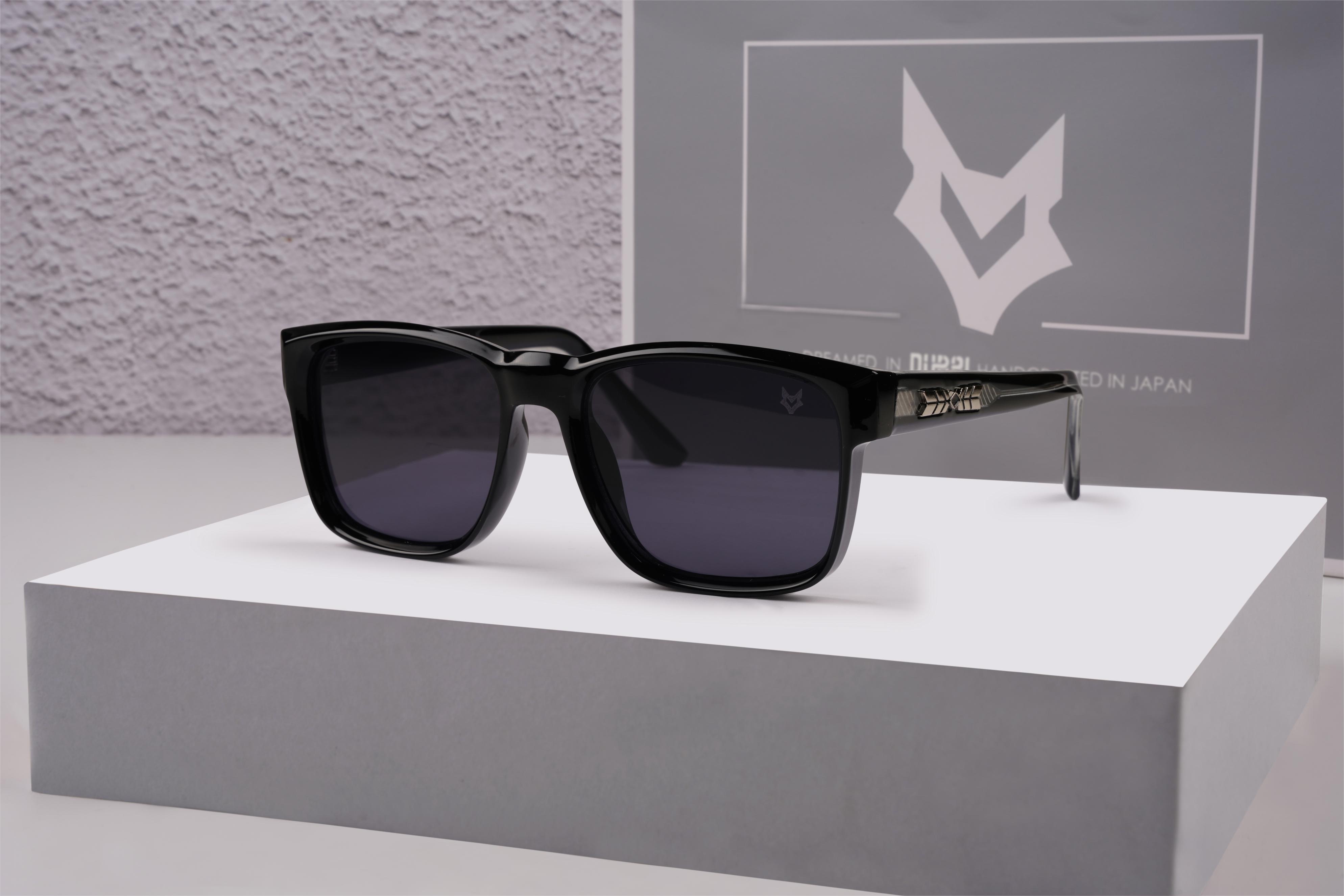 Merrit Bee-3207 C1 UV-400 Sunglasses