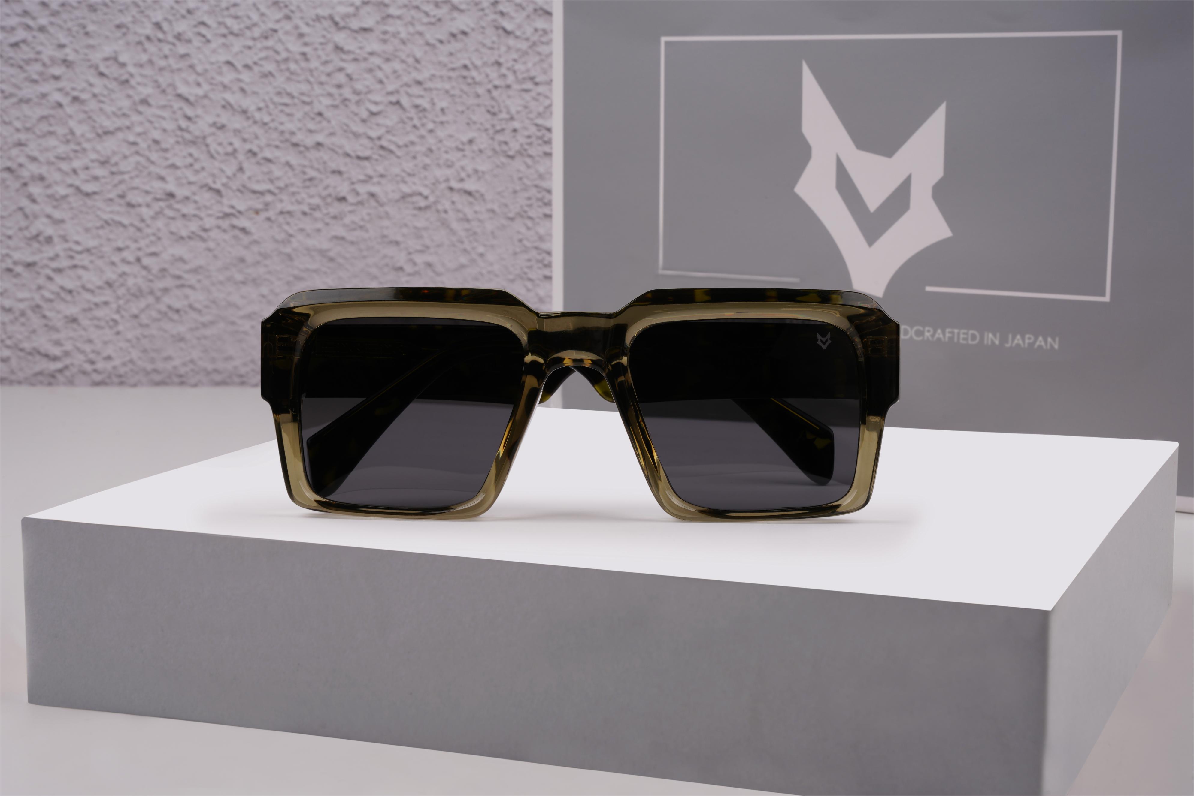 Nova 157 C33 UV-400 Sunglasses
