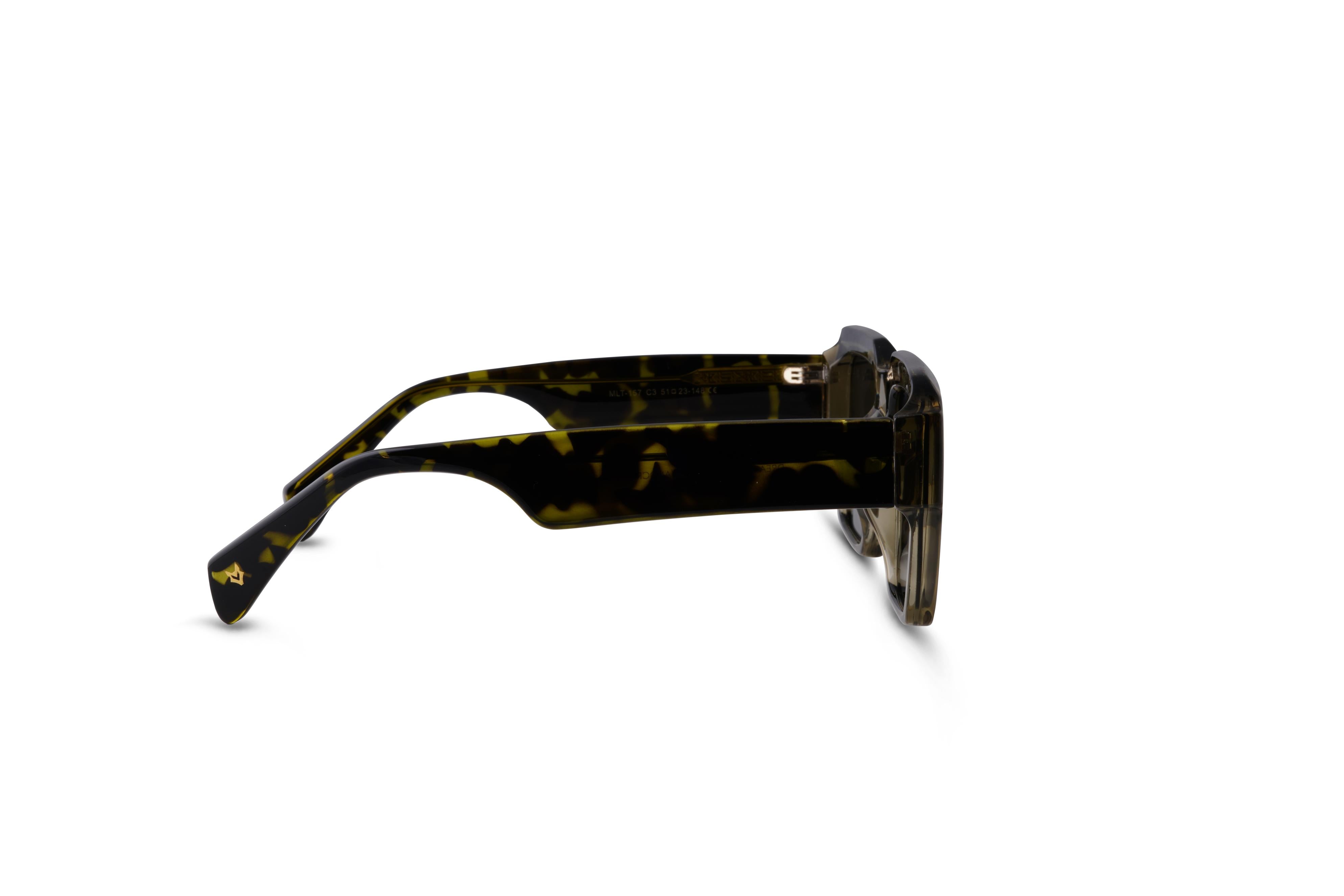 Nova 157 C33 UV-400 Sunglasses