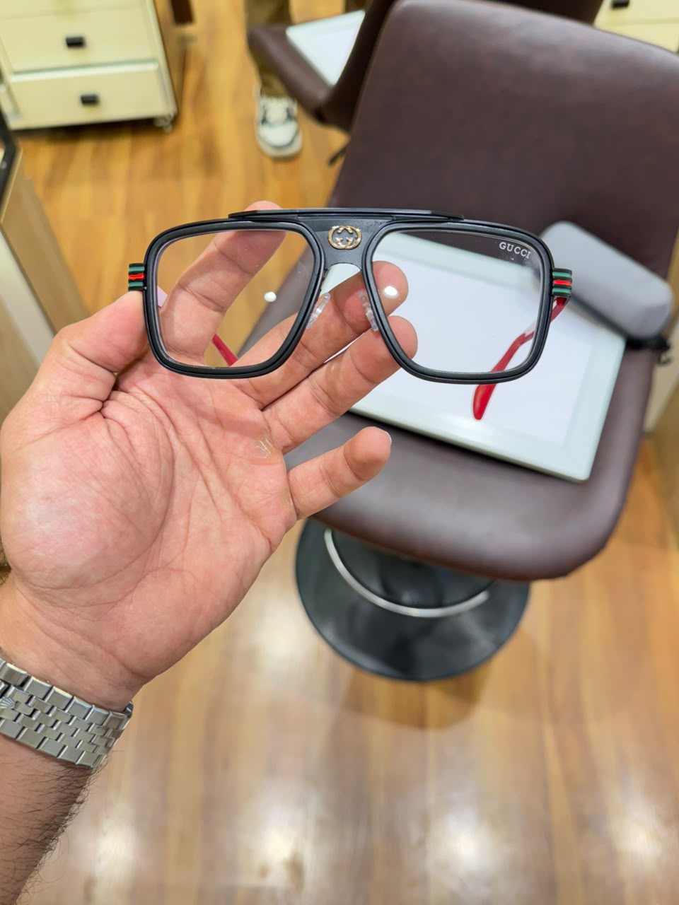 Gucci 1295 black red