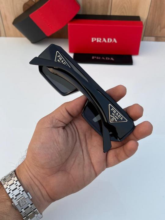 Prada_82_black