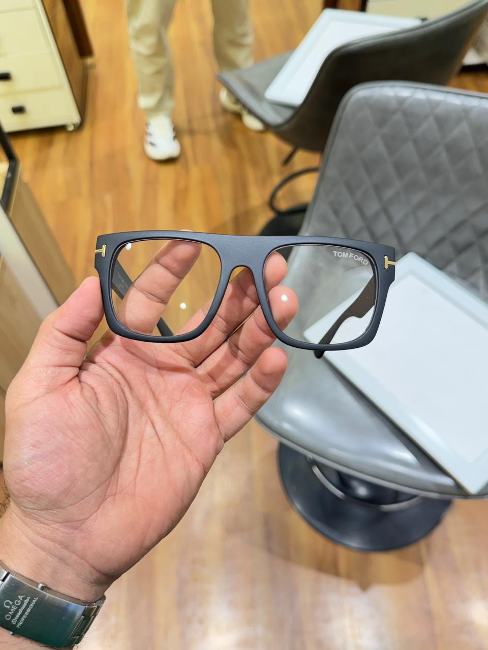 tomford 1922 black plano