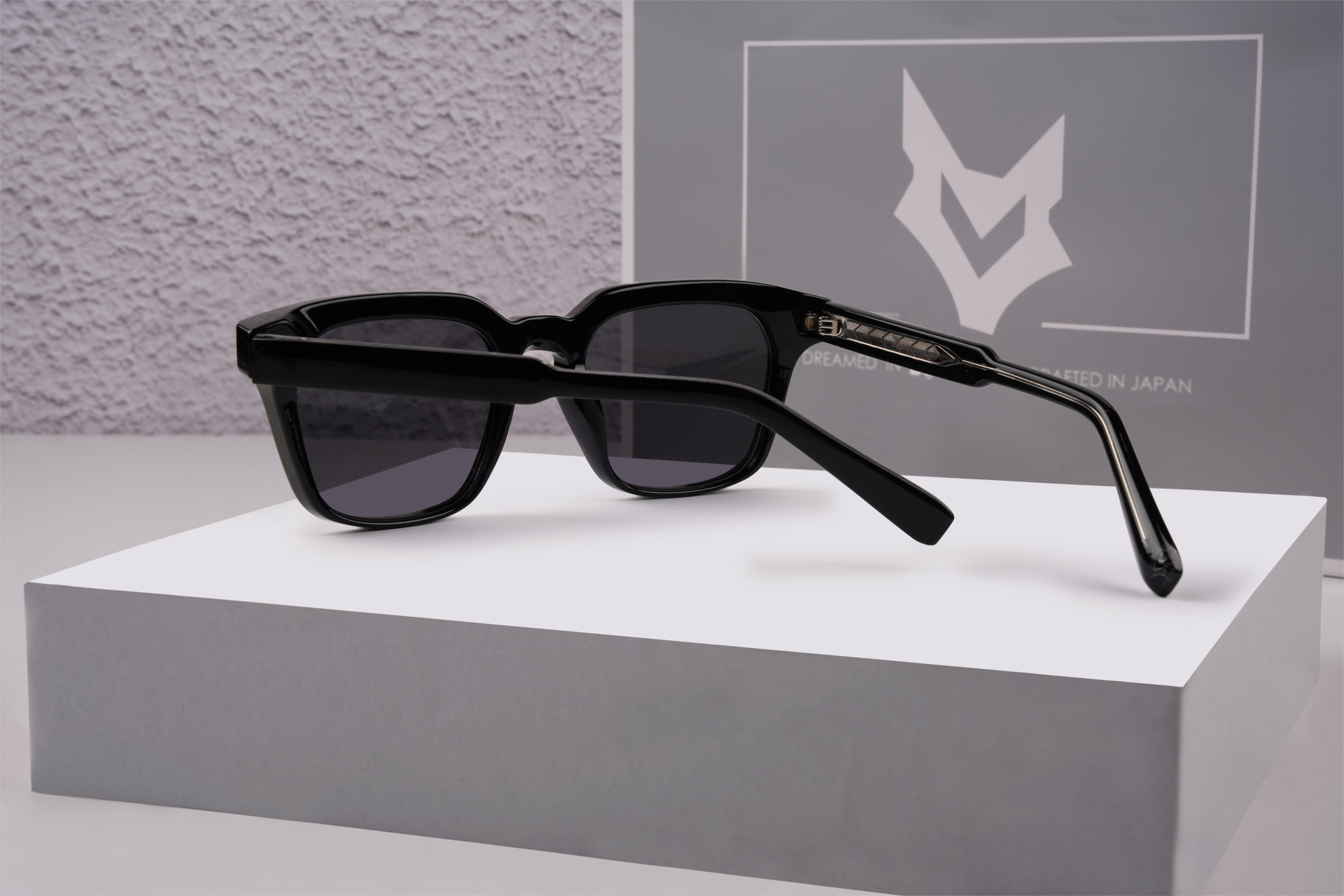 Maverick 6237 C1 UV-400 Sunglasses