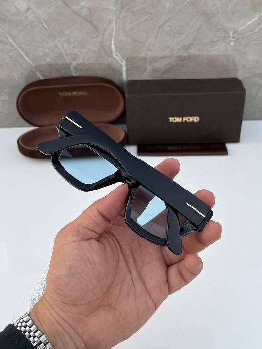 Tomford_4184_black_blue