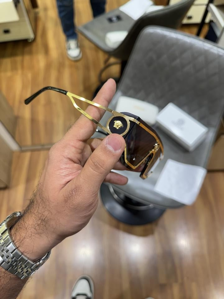 versace_8037_gold_black